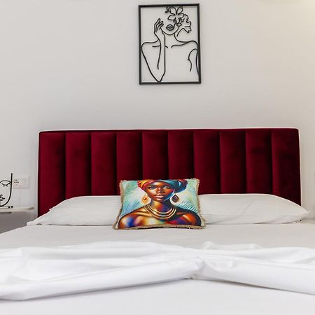 Al Mare Rooms Sarandë Eksteriør billede