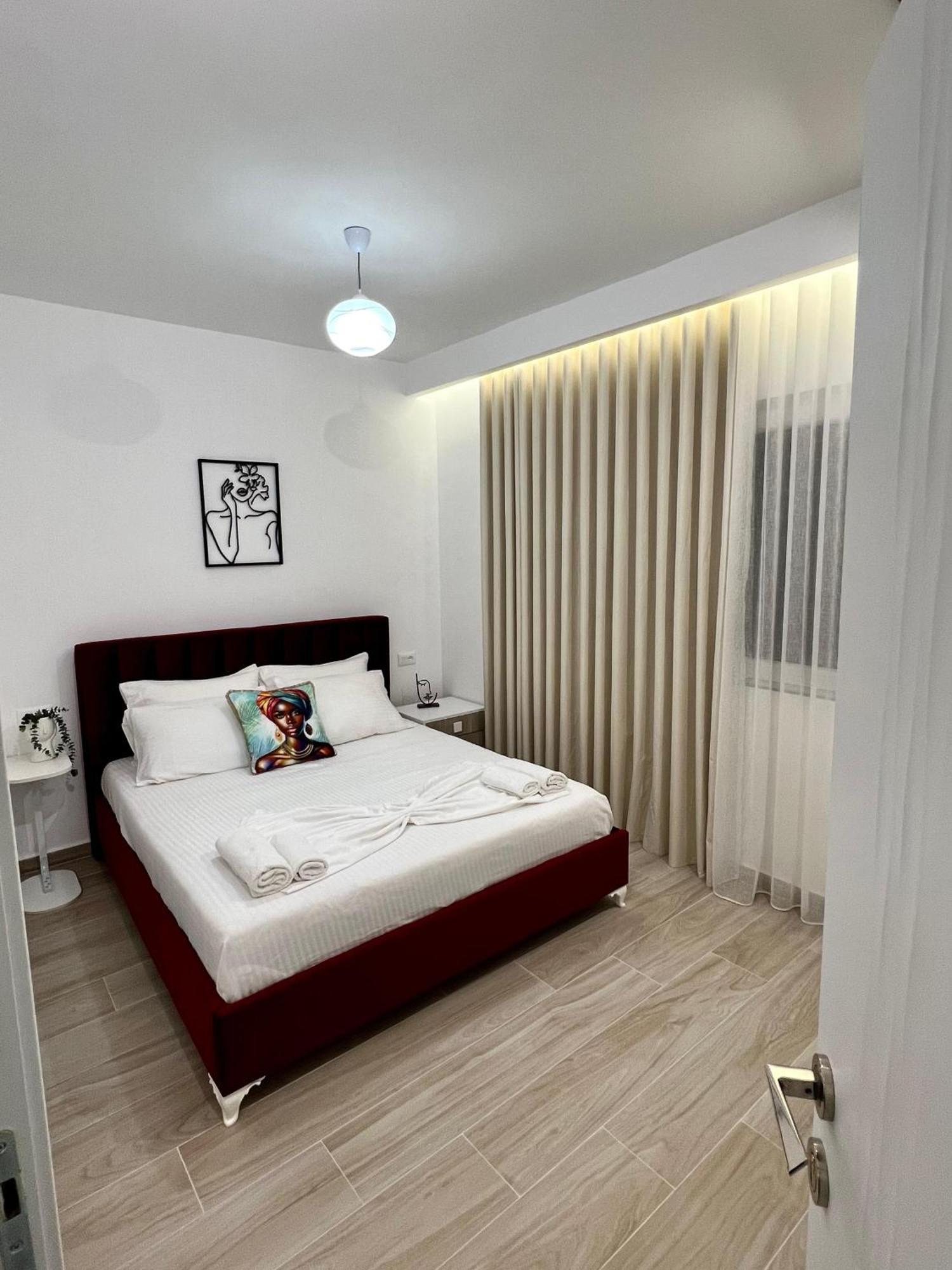 Al Mare Rooms Sarandë Eksteriør billede