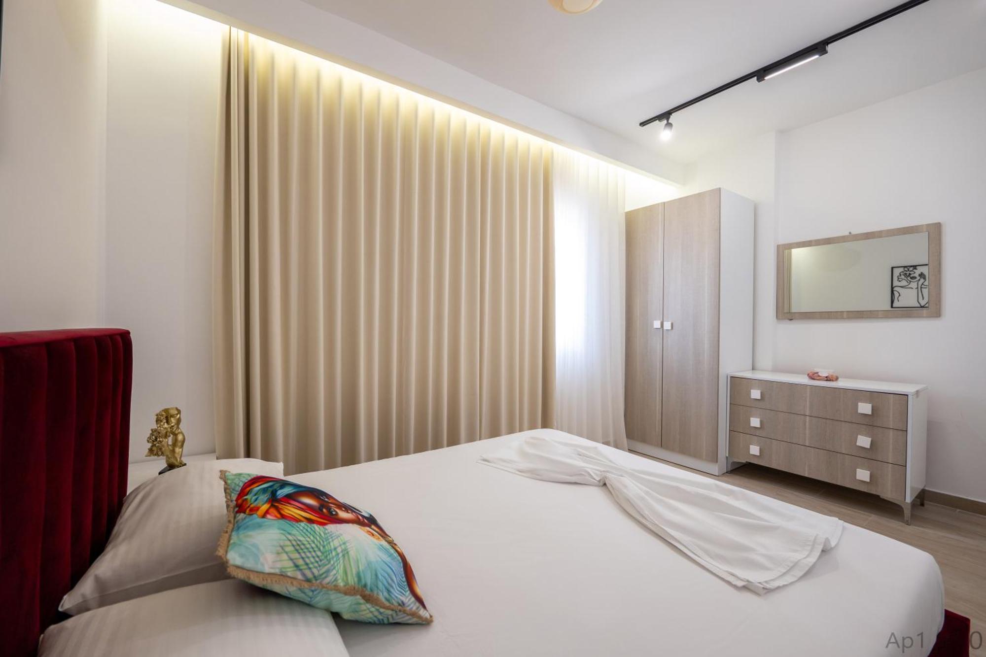 Al Mare Rooms Sarandë Eksteriør billede