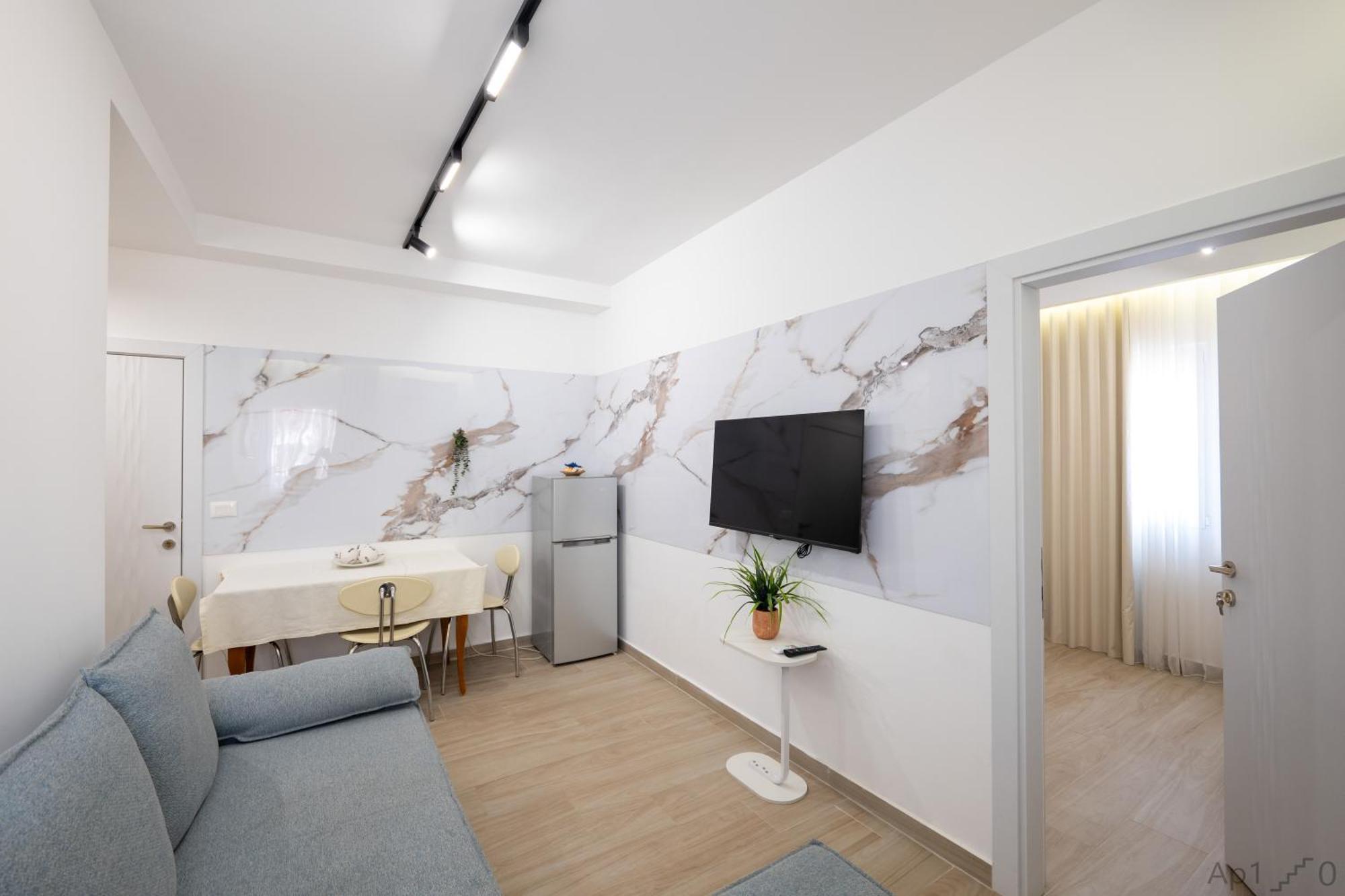 Al Mare Rooms Sarandë Eksteriør billede